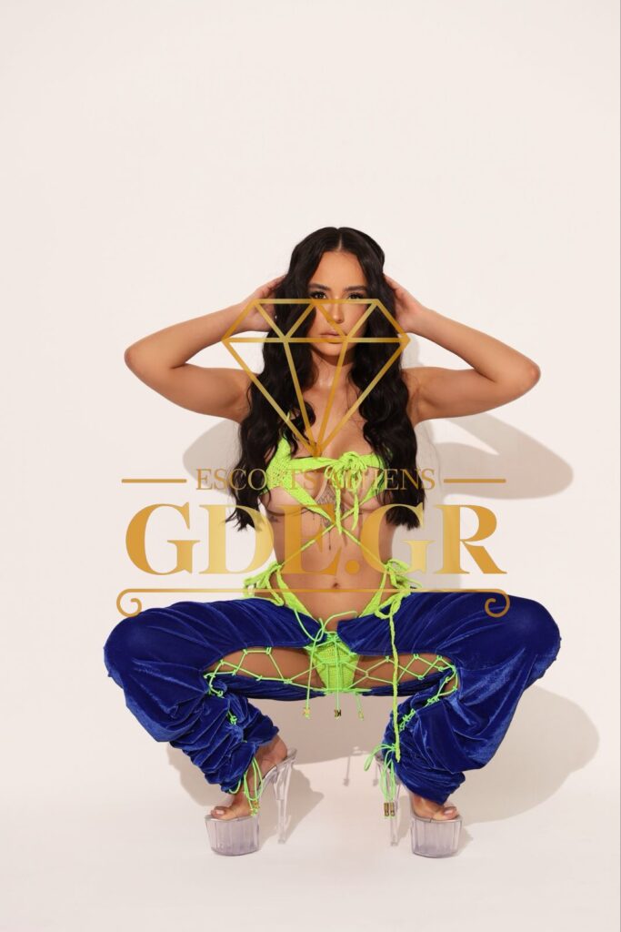 MAYA-SUPER-SENSUAL-BRUNETTE-LATIN-GDE-CALL-GIRL-17