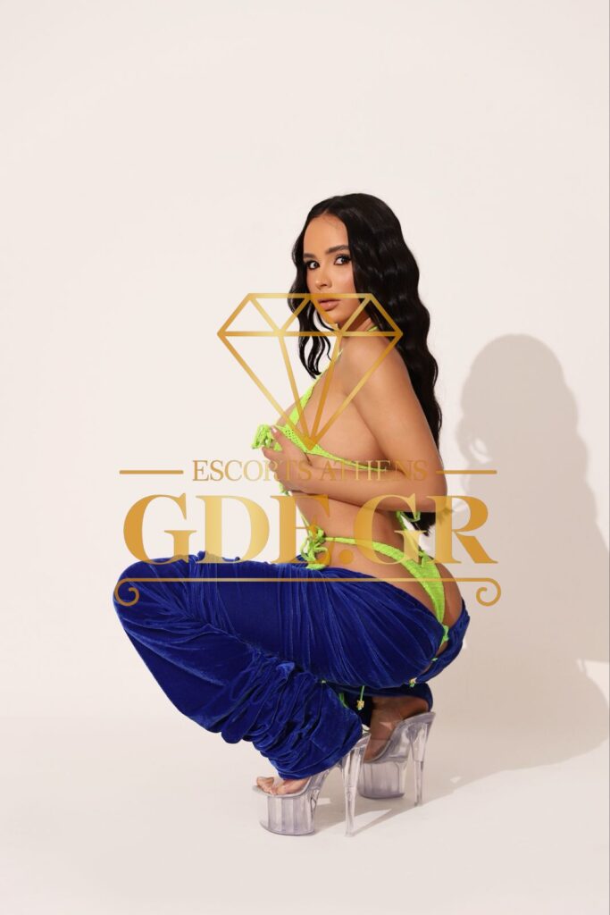 MAYA-SUPER-SENSUAL-BRUNETTE-LATIN-GDE-CALL-GIRL-8