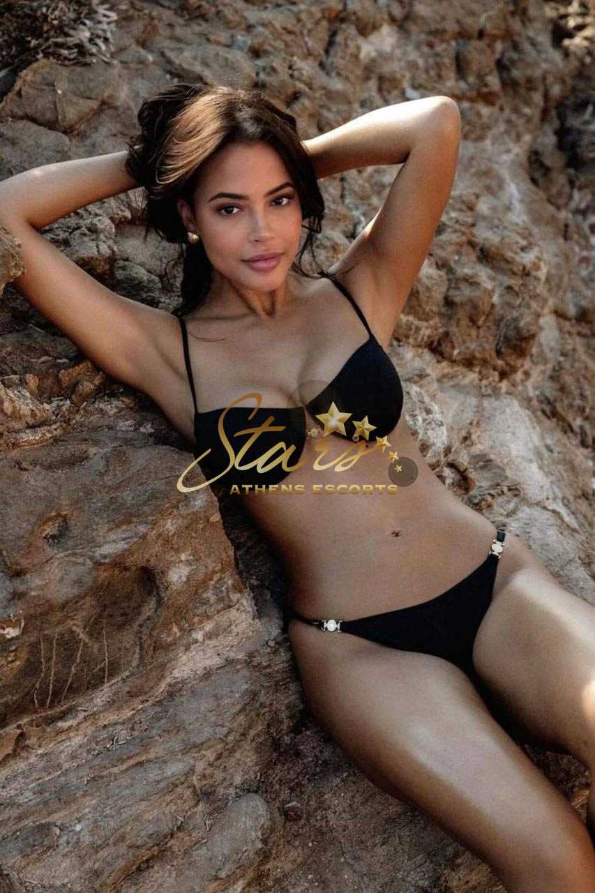 TOP-ESCORT-CECILIA-1TH