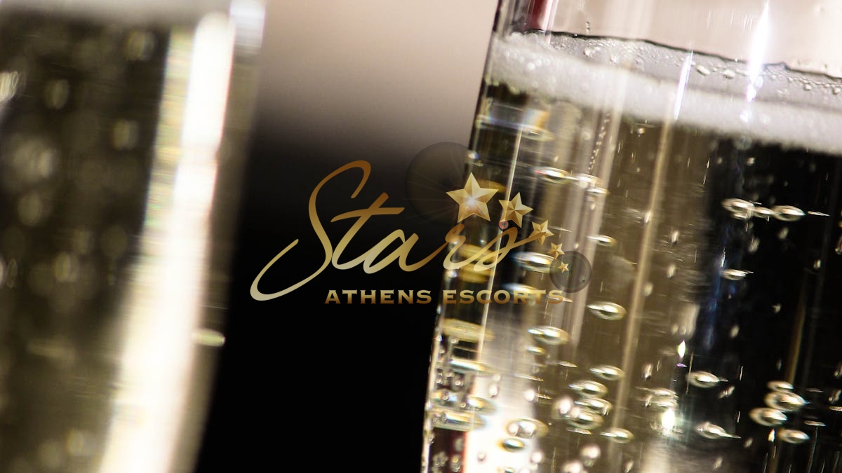 Εμπειρία Συνοδών Σε Διαφορετικές Ηλικίες - Athens Escorts Stars
